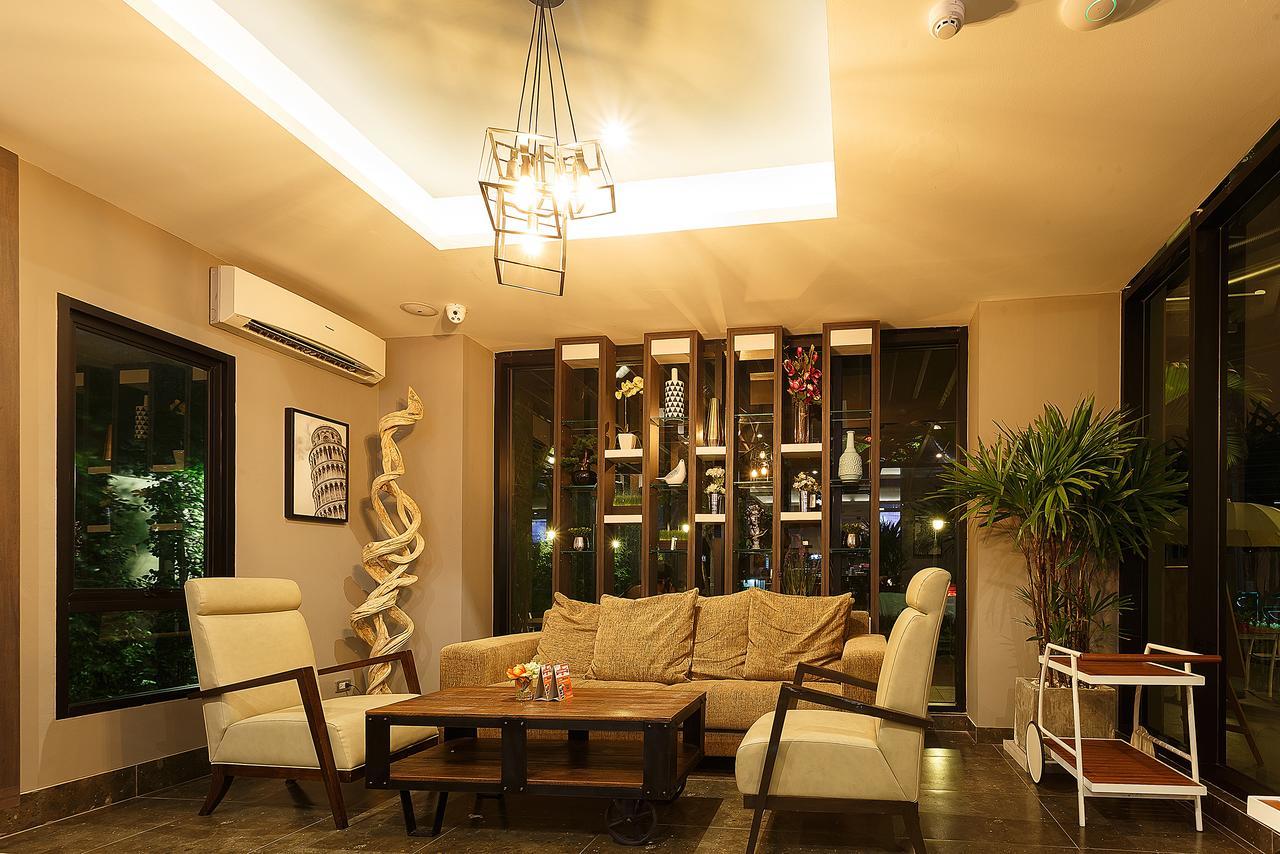 Green Point Residence Hotel Бангкок Экстерьер фото