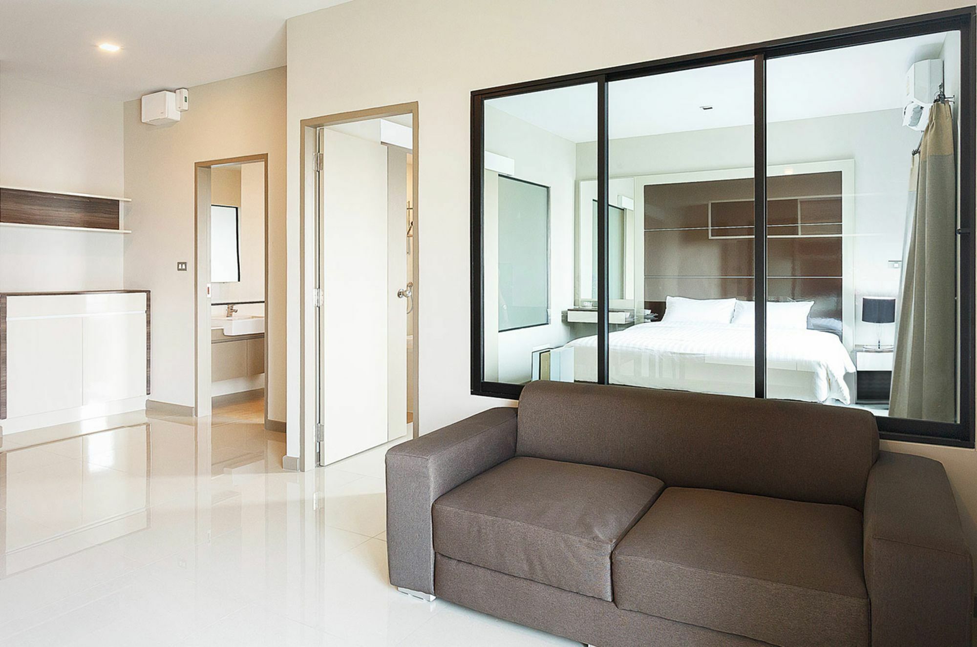 Green Point Residence Hotel Бангкок Экстерьер фото